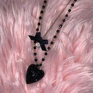 Black sparkly beaded rhinestone bow heart necklace